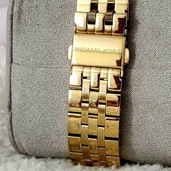 Michael Kors Gold Women\'s Watch